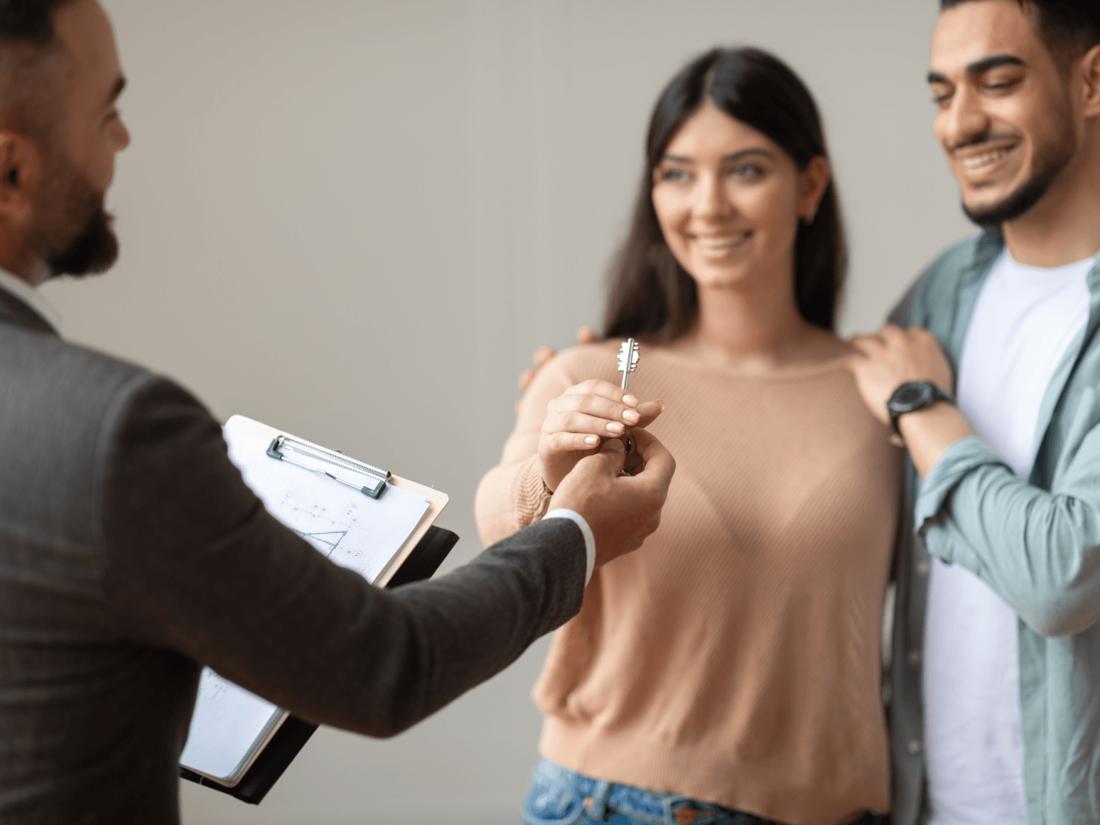 Matrículas, comisiones y escrituras: las claves del plan de desregulación inmobiliaria de Federico Sturzenegger