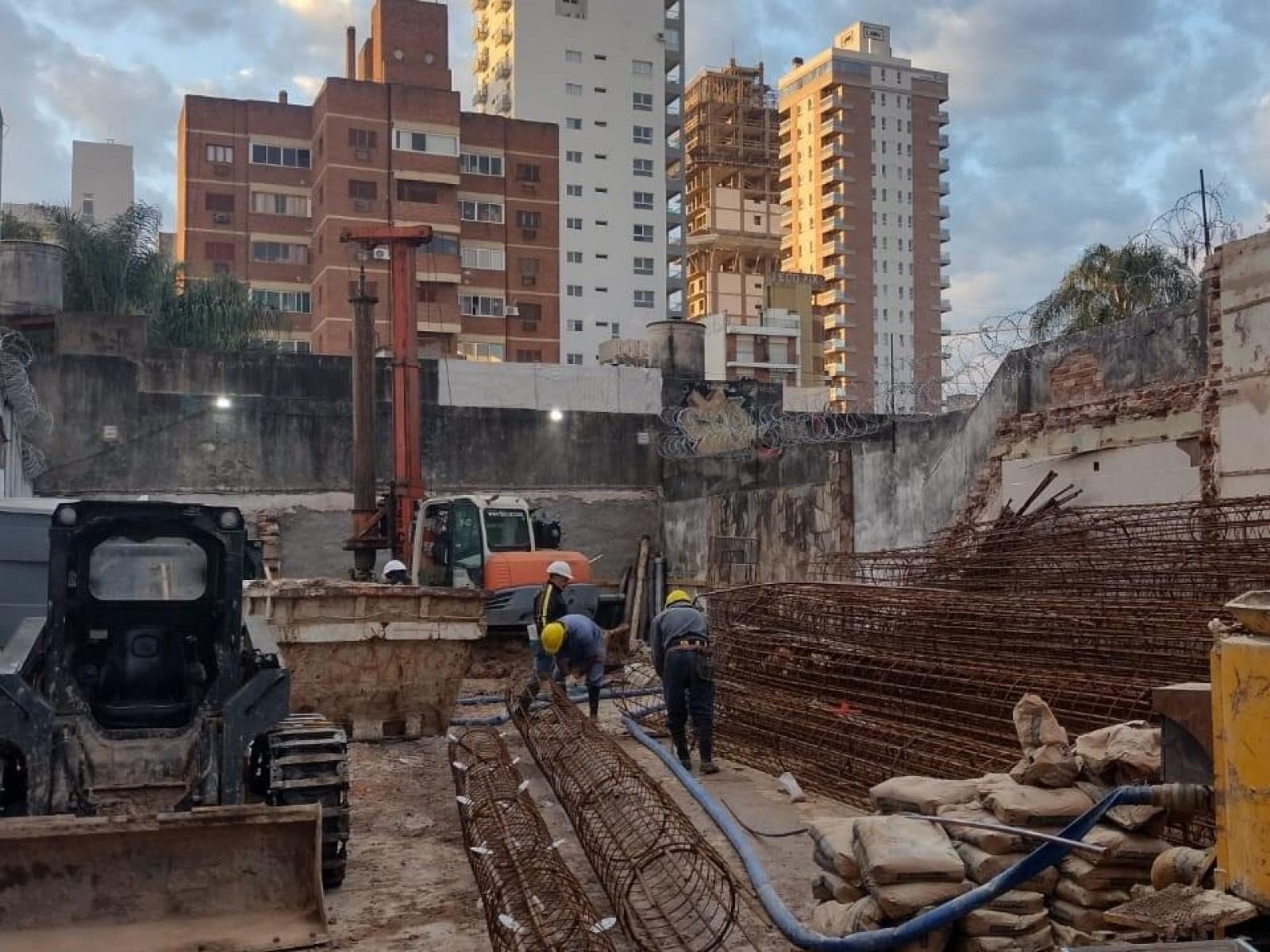 4 de Enero Plaza — 1.ª quincena (7)